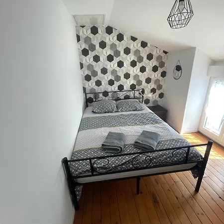 Escapade Poitevine - Maison Climatisée Avec 3 Ch - 4 Min Futuroscope Et Aquascope *