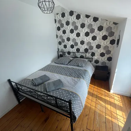 Appartamento Escapade Poitevine - Maison Climatisée Avec 3 Ch - 4 Min Futuroscope Et Aquascope