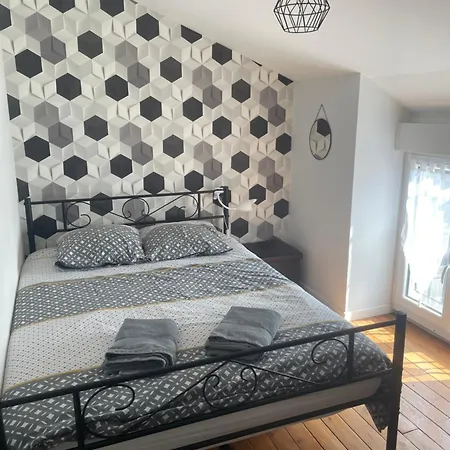 Escapade Poitevine - Maison Climatisée Avec 3 Ch - 4 Min Futuroscope Et Aquascope *