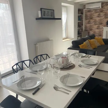 Escapade Poitevine - Maison Climatisée Avec 3 Ch - 4 Min Futuroscope Et Aquascope