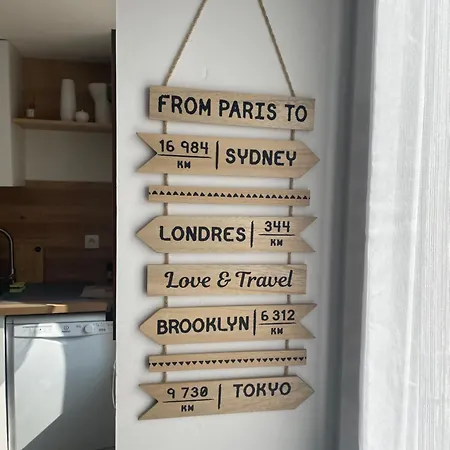 Appartamento Escapade Poitevine - Maison Climatisée Avec 3 Ch - 4 Min Futuroscope Et Aquascope *