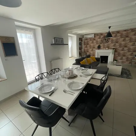 Escapade Poitevine - Maison Climatisée Avec 3 Ch - 4 Min Futuroscope Et Aquascope